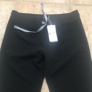 NWT black Livingston style digs scrub pants S/P